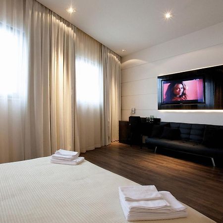 Villa & Spa Łomianki Εξωτερικό φωτογραφία